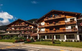 Montana Lodge & Spa, By R Collection Hotels